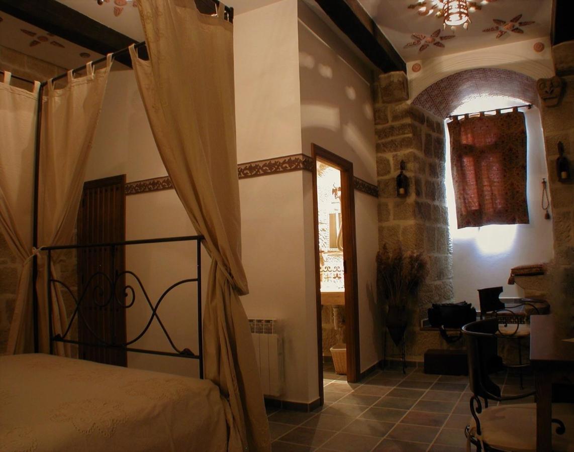 Torre Fuerte Siglo XIII Guest House Banos de Rioja Стая снимка